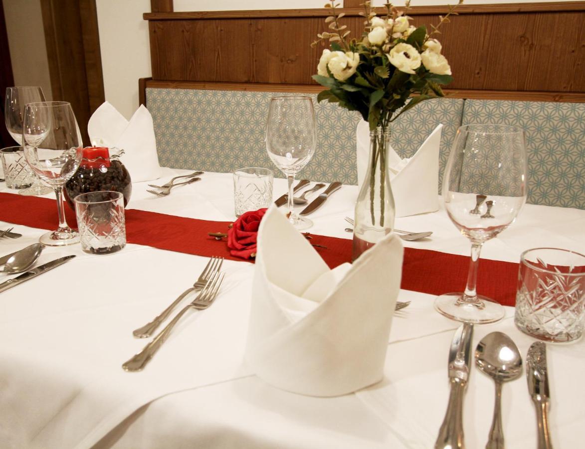 Alpenhotel Ensmann Lassing  Buitenkant foto