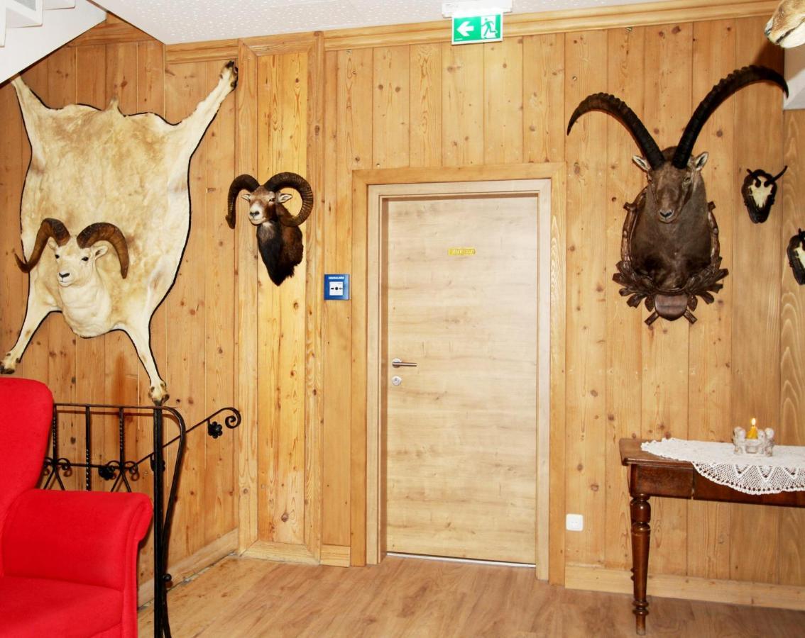 Alpenhotel Ensmann Lassing  Buitenkant foto