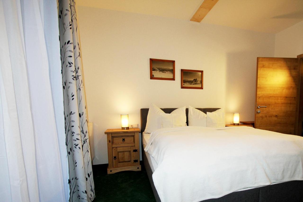 Alpenhotel Ensmann Lassing  Buitenkant foto