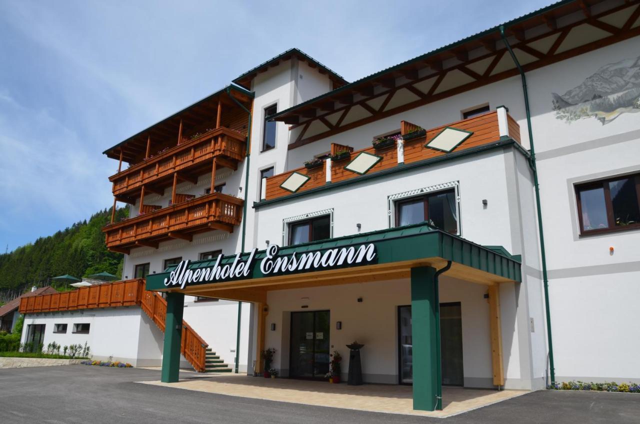 Alpenhotel Ensmann Lassing  Buitenkant foto