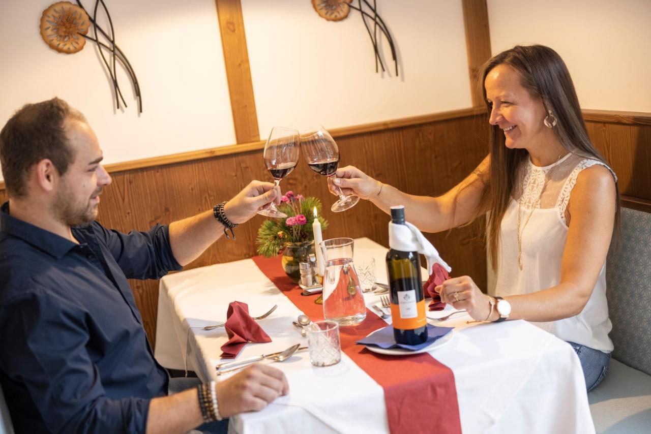 Alpenhotel Ensmann Lassing  Buitenkant foto