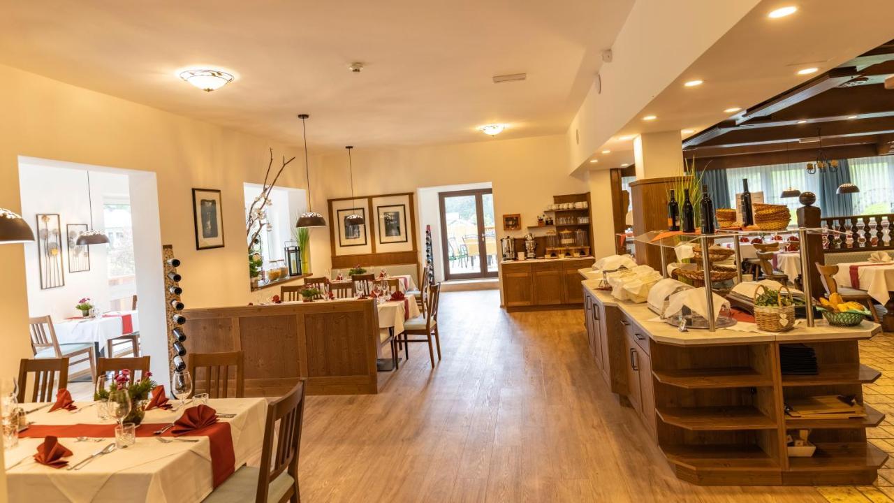 Alpenhotel Ensmann Lassing  Buitenkant foto