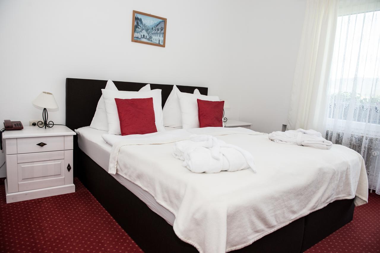 Alpenhotel Ensmann Lassing  Buitenkant foto